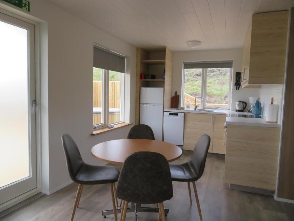 Mosas Cottages Fludir Eksteriør bilde